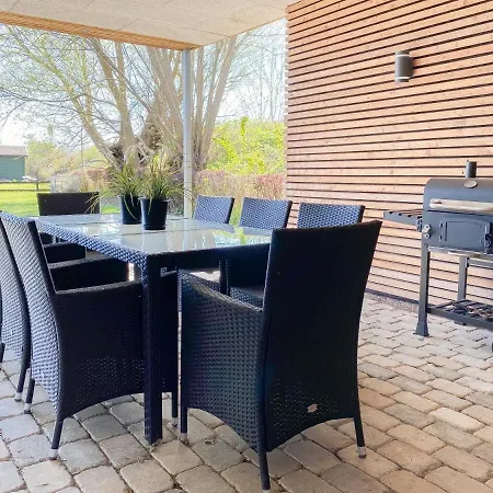 Exklusivurlauben In Mit Großen Garten Und Schöner Südterrasse, 2 Sz Und 2 Bäder * Timmendorfer Strand