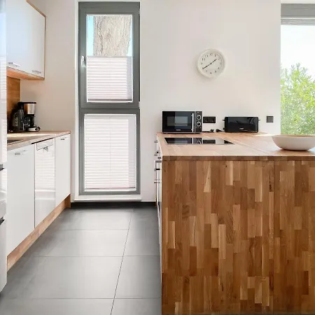 Exklusivurlauben In Mit Großen Garten Und Schöner Südterrasse, 2 Sz Und 2 Bäder Timmendorfer Strand
