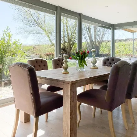 Exklusivurlauben In Mit Großen Garten Und Schöner Südterrasse, 2 Sz Und 2 Bäder Timmendorfer Strand