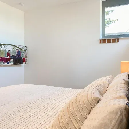 Exklusivurlauben In Mit Großen Garten Und Schöner Südterrasse, 2 Sz Und 2 Bäder * Timmendorfer Strand