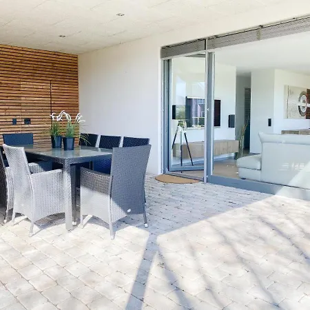 Apartamento Exklusivurlauben In Mit Großen Garten Und Schöner Südterrasse, 2 Sz Und 2 Bäder *