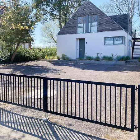 Apartamento Exklusivurlauben In Mit Großen Garten Und Schöner Südterrasse, 2 Sz Und 2 Bäder Timmendorfer Strand