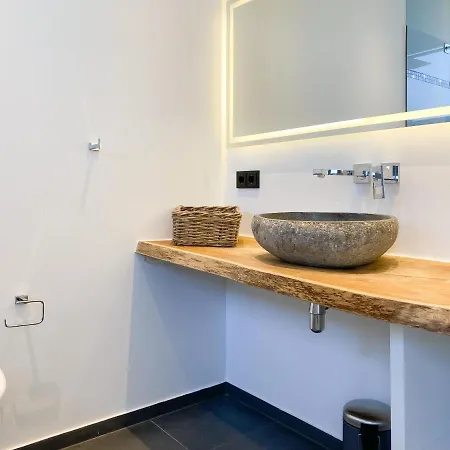 Exklusivurlauben In Mit Großen Garten Und Schöner Südterrasse, 2 Sz Und 2 Bäder Apartamento Timmendorfer Strand